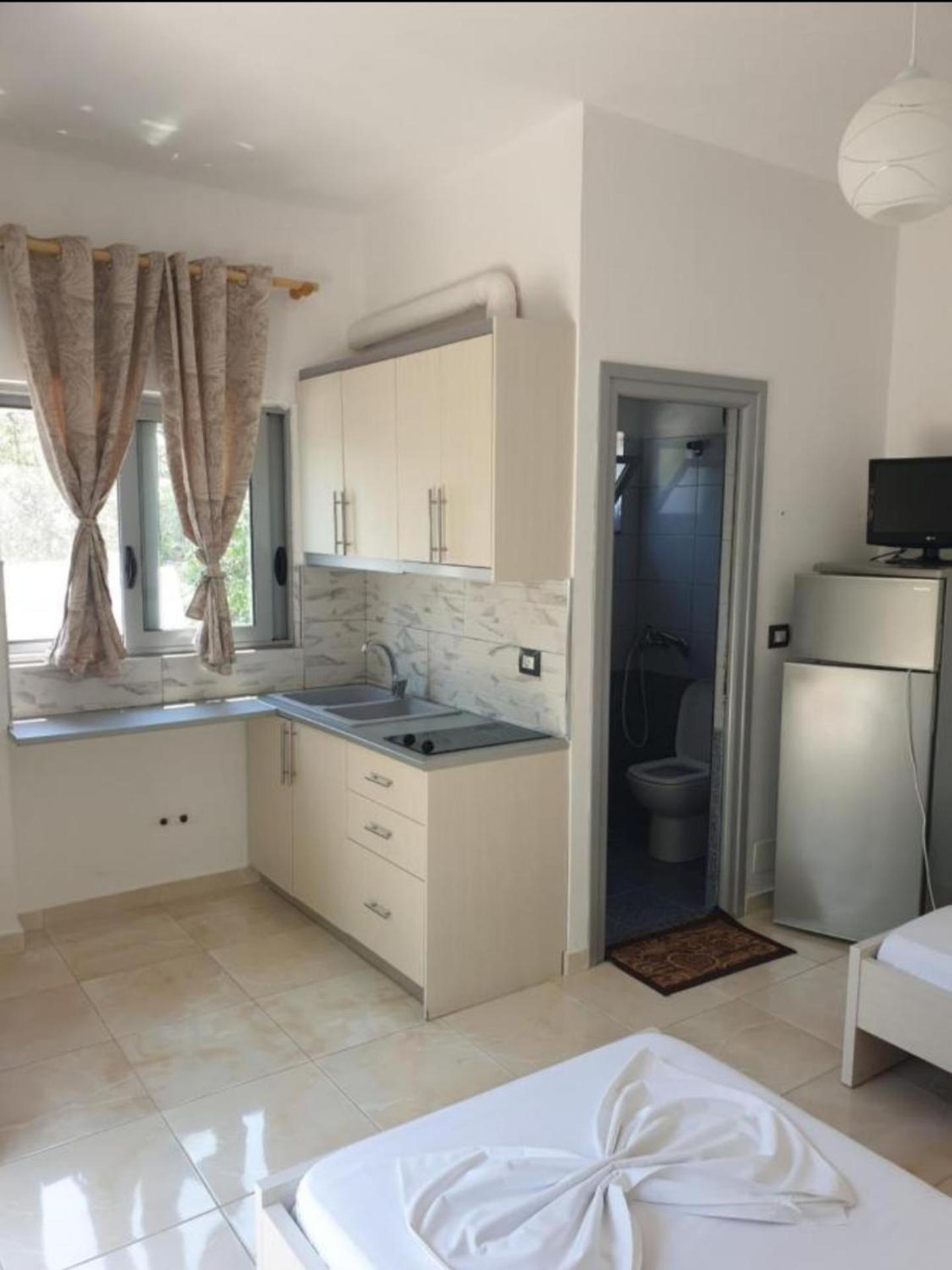Alinani Apartments Ksamil Room photo